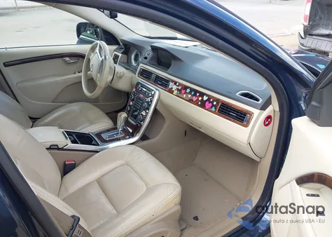 2012 Volvo Xc70 3.2/3.2 Platinum/3.2 Premier/3.2 Premier Plus из США, поврежденный, VIN YV4952BZ8C1131723